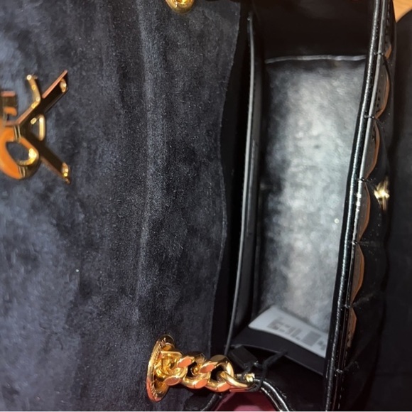 YSL Vicky crossbody bag Versatile and also works as small handbag - Picture 5 of 11